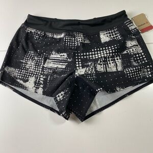 Reebok Women Black Athletic Shorts. Size XS